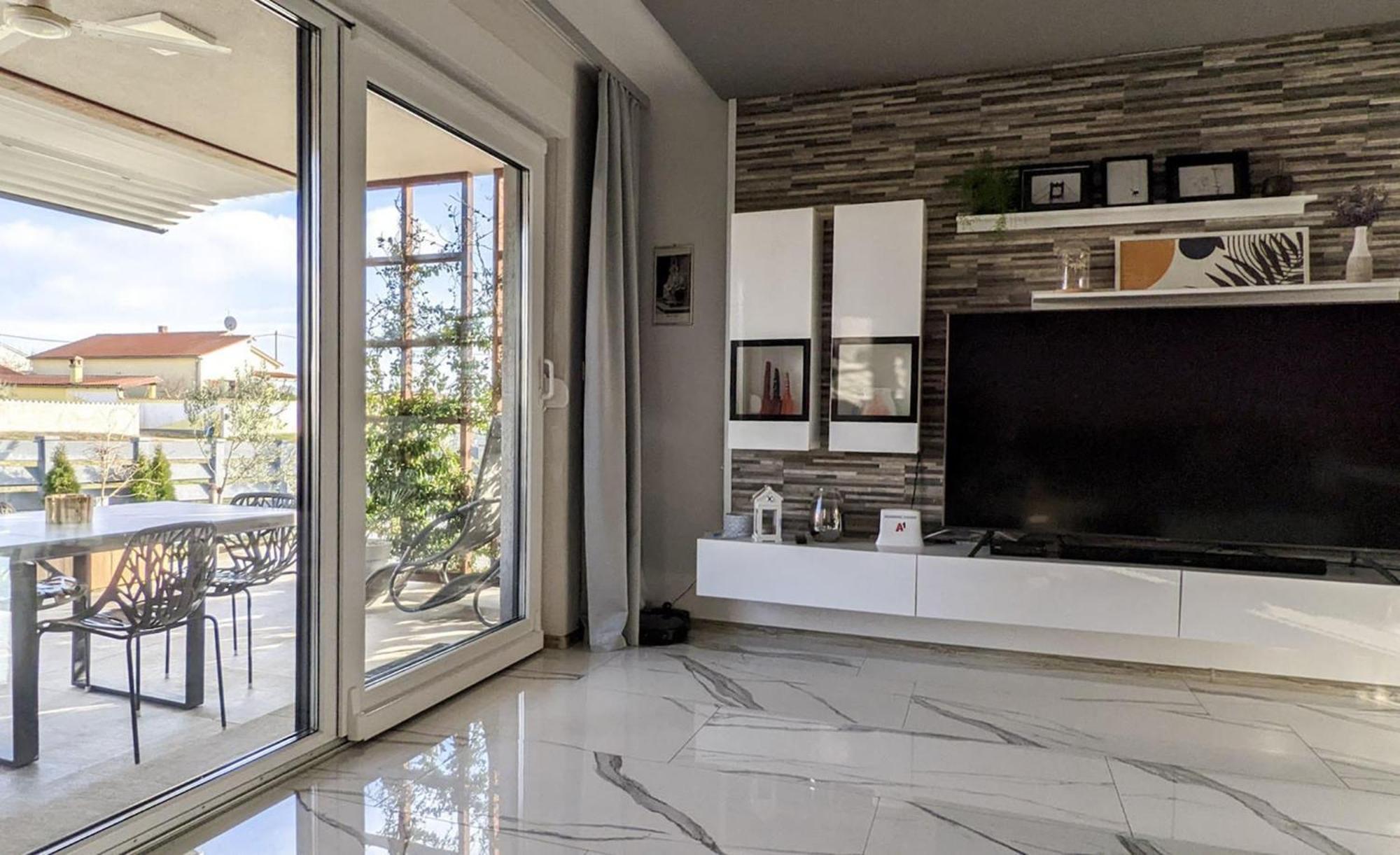 Villa Lily Galižana Exteriér fotografie