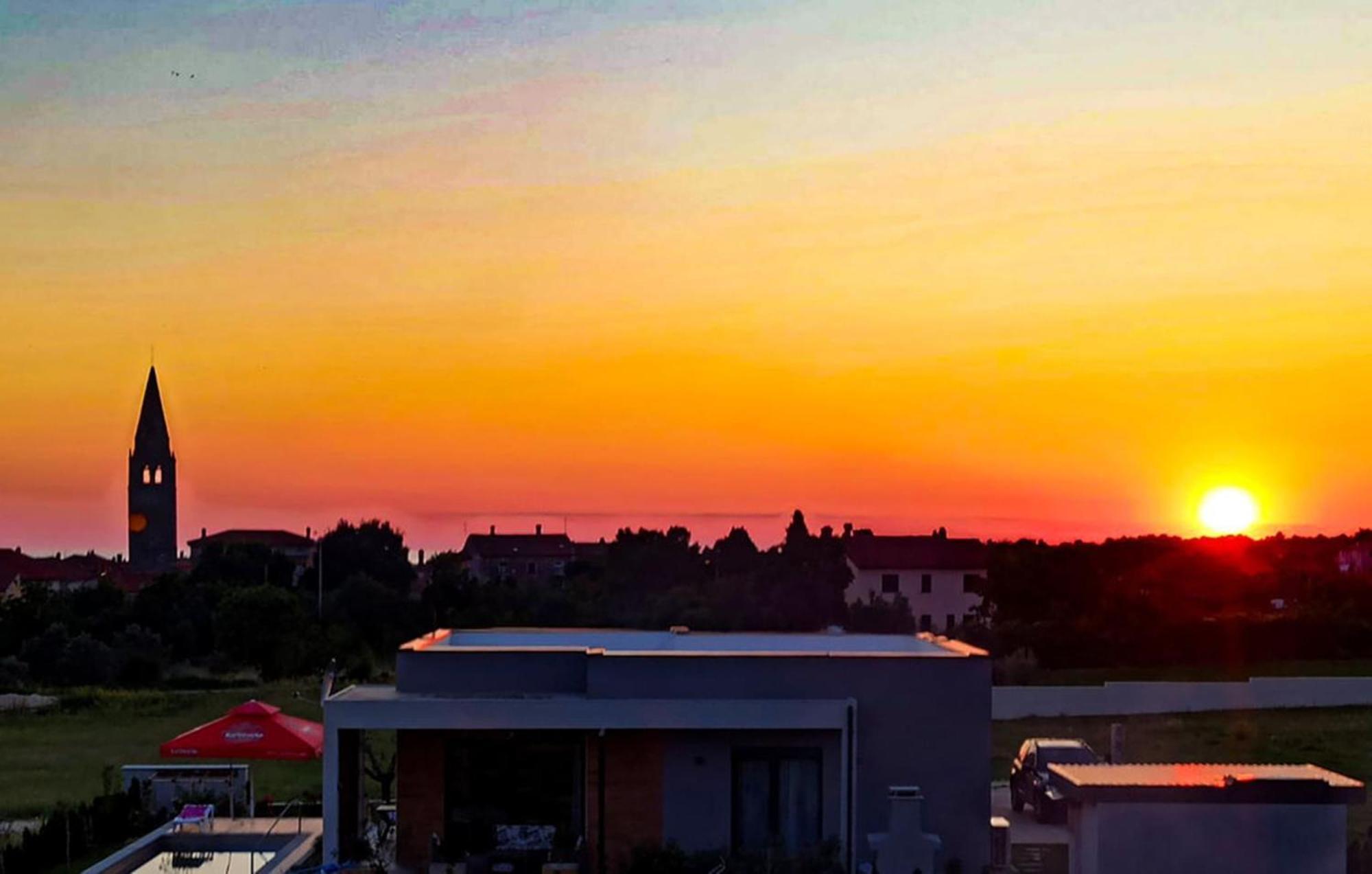 Villa Lily Galižana Exteriér fotografie
