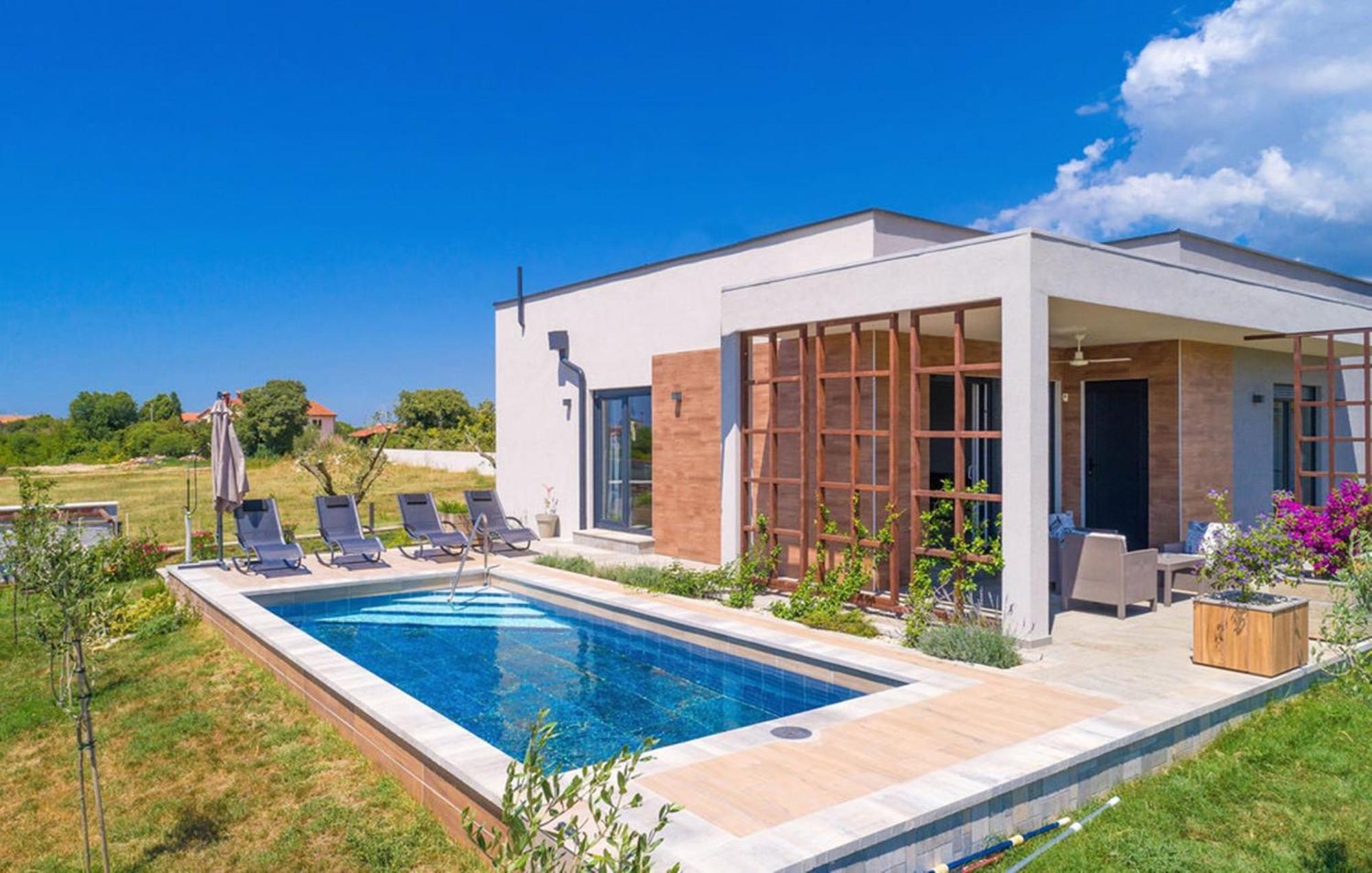 Villa Lily Galižana Exteriér fotografie